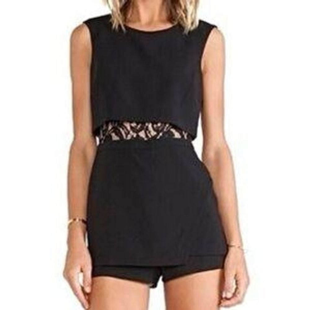 BCBGMAXAZRIA Black‎ Larsen Lace Sleeveless Layered Skort Romper Size 8